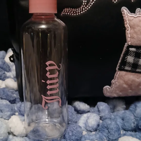 Juicy Couture Black Cosmetic Bag with Pink Details - Picture 5 of 10